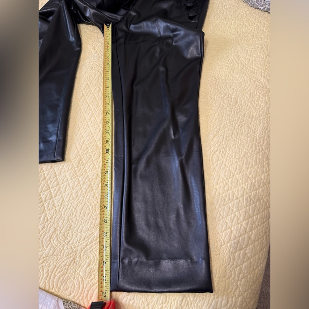 White House Black Market WHBM Women’s Black Faux Leather Jolie Pants Size 10 EUC - Picture 4 of 4